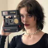 小众又很高级的欧美风美女质感头像 我试着销声匿迹原来我真的无人问津