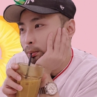 老迪拜很欣慰个人百科资料与简介