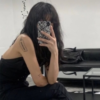 超级美超级有个性的壁纸全面屏 让人惊艳的真人好看壁纸合集